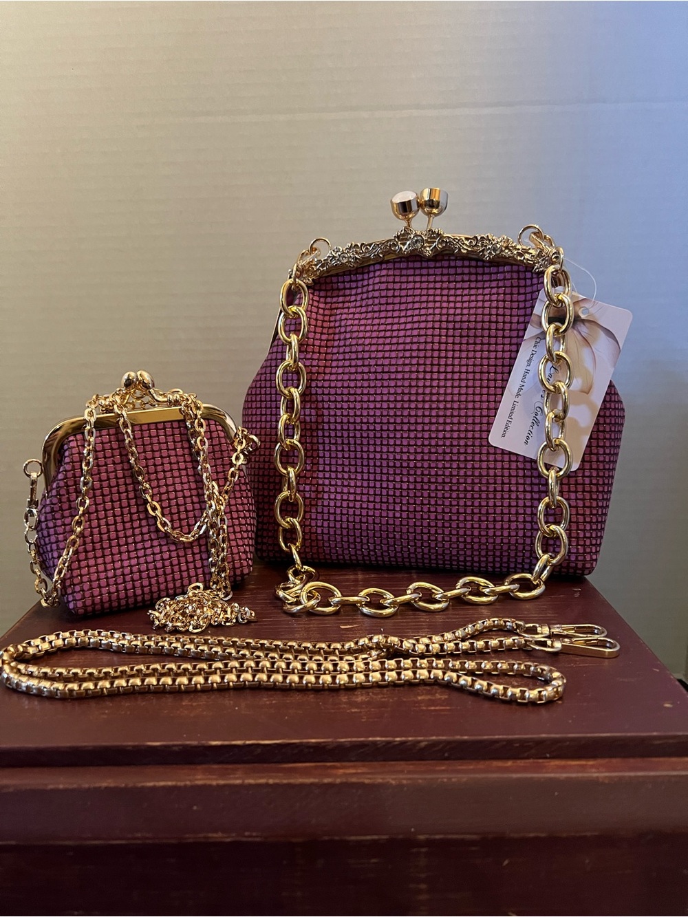 Elegant Purple Mesh Evening Handbag with Gold Chain